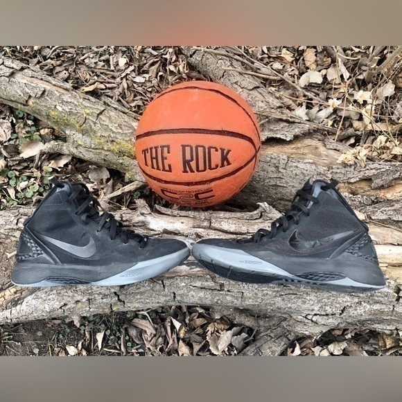 🚦Nike 🏀 Hyperdunk Zoom Blackout Triple Black Flywire - Picture 1 of 16